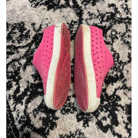 Native Pink Slip On Sneakers Kids Size C12 - Picture 3 of 5